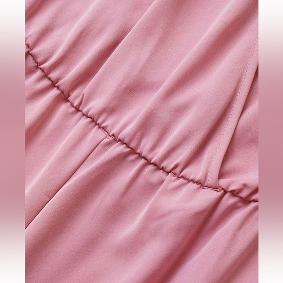 BloomChic Plus Size 6XL Anti-Wrinkle Plain Belted Flutter Sleeve Zipper Jumpsuit - Picture 4 of 7